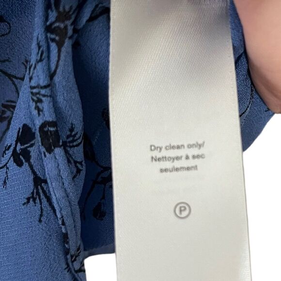 Welcome to my closet! - Picture 9 of 11